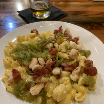 RelicRoad Brewing - Bacon Lobster Green Chili Mac n cheese. Friday Saturday Sunday only. - Breweries Near Me - Winslow, Arizona RelicRoad Brewing - Bacon Lobster Green Chili Mac n cheese. Friday Saturday Sunday only. - Breweries Near Me - Winslow, Arizona