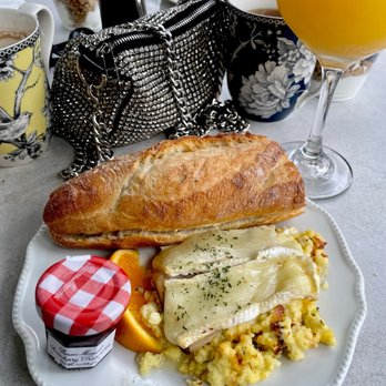 Café M - Atlantic Plate Classic Mimosas Hot Drink of Your Choice London Fog - Cafes Near Me - Savannah, Georgia Café M - Atlantic Plate Classic Mimosas Hot Drink of Your Choice London Fog - Cafes Near Me - Savannah, Georgia