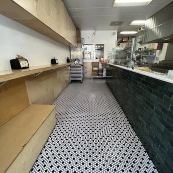 Daybird - Inside - Chicken Shop Near Me - Los Angeles, California Daybird - Inside - Chicken Shop Near Me - Los Angeles, California