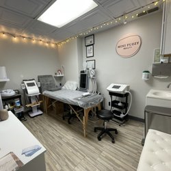 Mini Fuzzy Beauty - Cozy treatment room