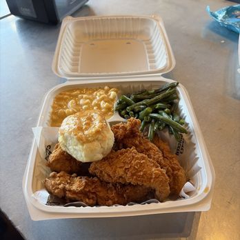 Mike's Chicken - 4 piece tender, green beans, mac & cheese - Chicken Shop Near Me - Dallas, Texas Mike's Chicken - 4 piece tender, green beans, mac & cheese - Chicken Shop Near Me - Dallas, Texas
