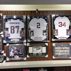 Authentic Autographed Memorabilia