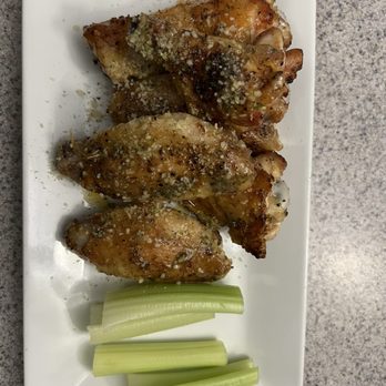 Gabby’s Italian Restaurant - Garlic Parmesan wings - Pizza Near Me - Delaware, Ohio Gabby’s Italian Restaurant - Garlic Parmesan wings - Pizza Near Me - Delaware, Ohio
