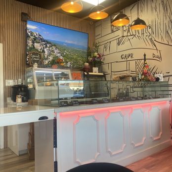 L’Boulanger - Inside - French Near Me - Miami, Florida