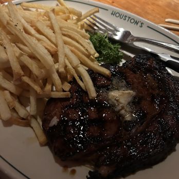 Houston's Restaurant - Hawaiian Rib - eye - New American Near Me - Irvine, California Houston's Restaurant - Hawaiian Rib - eye - New American Near Me - Irvine, California