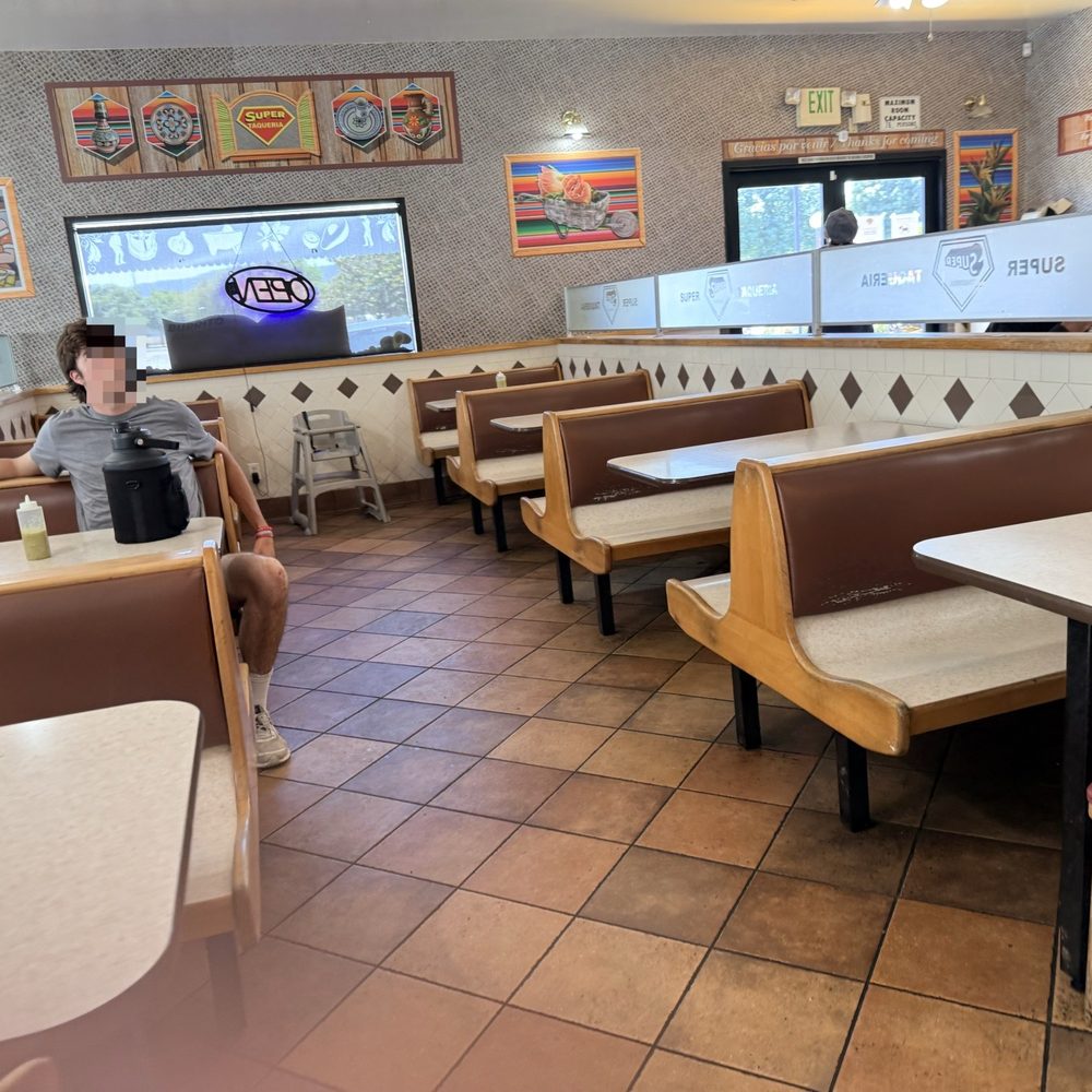 Super Taqueria - Inside dining - Mexican Near Me - Hollister, California Super Taqueria - Inside dining - Mexican Near Me - Hollister, California