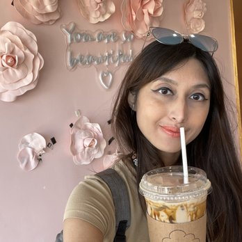 Le Ciel Pink - Coffee & Tea Near Me - West Hollywood, California Le Ciel Pink - Coffee & Tea Near Me - West Hollywood, California