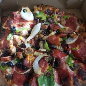 D'boni's Pizza - Small D'boni special sooo good - Pizza Near Me - Escalon, California