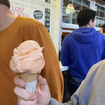 Sundae School Ice Cream - Orange sherbert - Ice Cream & Frozen Yogurt Near Me - Harwich, Massachusetts