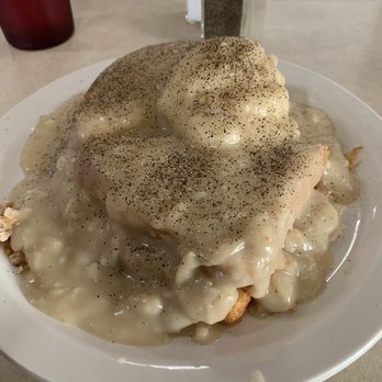 Kelly's Restaurant - Hot Turkey Sandwich with Mashed Potatoes. - Fast Food Near Me - Cedar Springs, Michigan