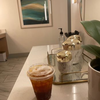 Houndstooth Coffee - Walnut Hill - Cold brew coffee with lavender and lemon bitters - Coffee & Tea Near Me - Dallas, Texas Houndstooth Coffee - Walnut Hill - Cold brew coffee with lavender and lemon bitters - Coffee & Tea Near Me - Dallas, Texas