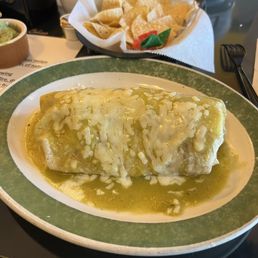 Ooooo - Carnitas Burrito uncarved Ooooo - Carnitas Burrito uncarved