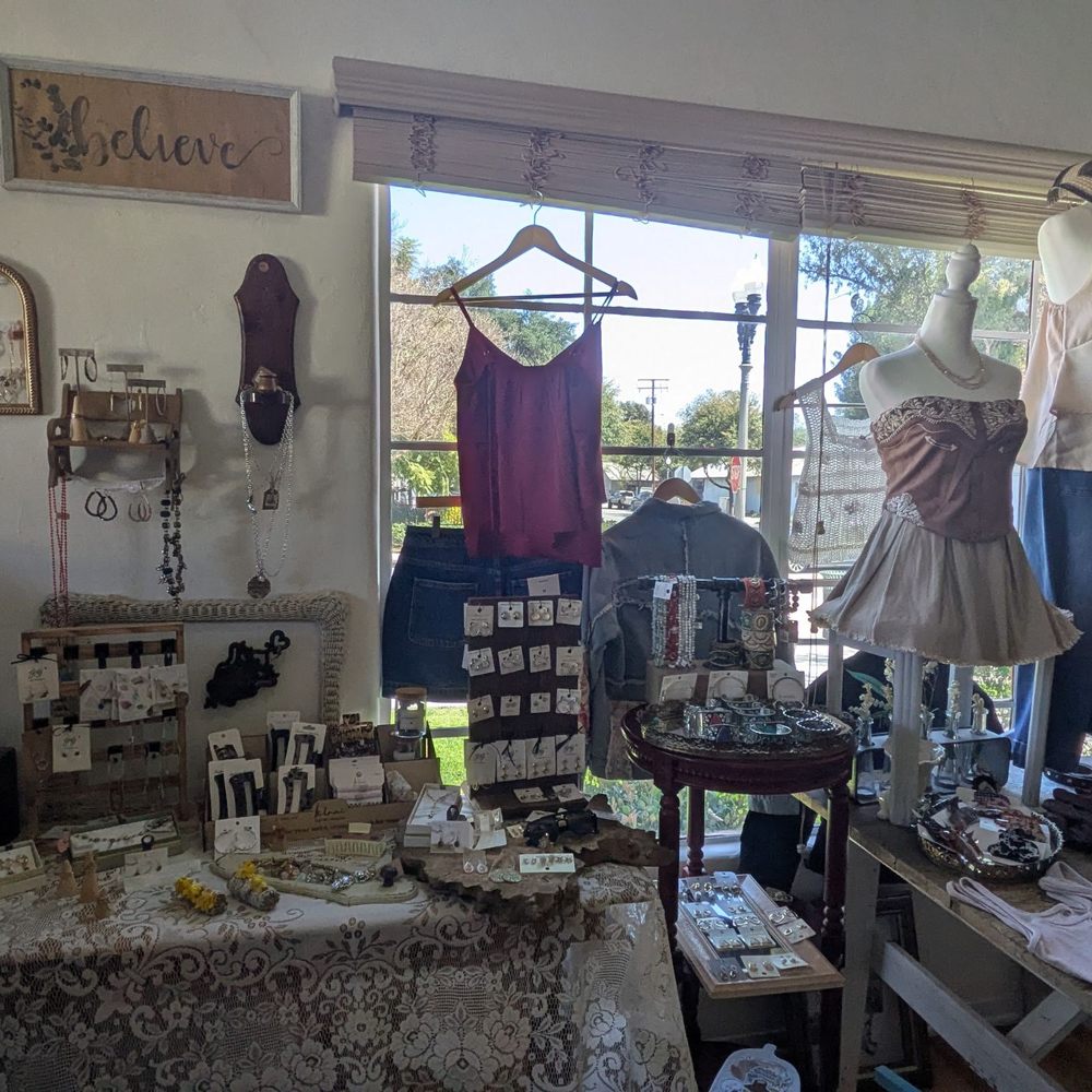 Pure Bliss boutique - Flowers & Gifts Near Me - Murrieta, California Pure Bliss boutique - Flowers & Gifts Near Me - Murrieta, California