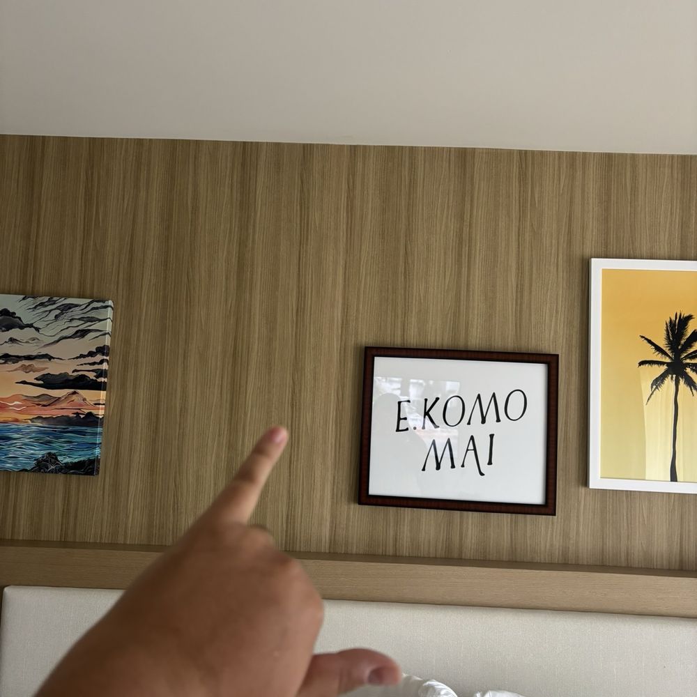 Waikiki Malia - Room decor. - Hotels Near Me - Honolulu, Hawaii