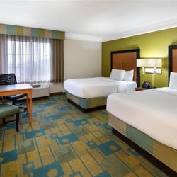La Quinta by Wyndham Greenville Haywood - Guest room