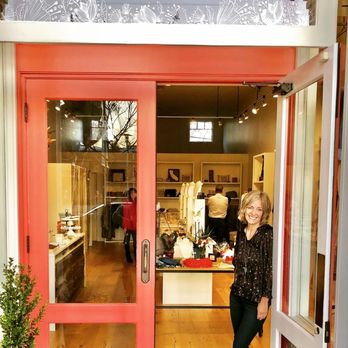 Bella - Novato - Store front - Women's Clothing Near Me - Novato, California