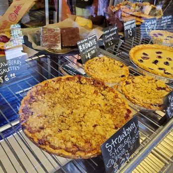 Pie Ranch - Pies and pastries in display case - Farmers Market Near Me - Pescadero, California Pie Ranch - Pies and pastries in display case - Farmers Market Near Me - Pescadero, California