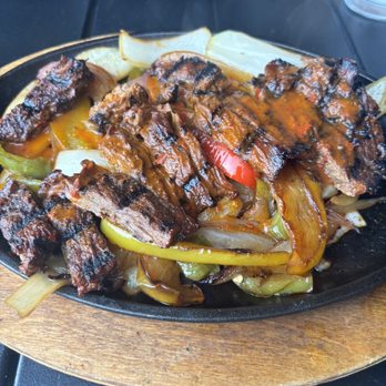 Nativo Mexican Cuisine - Steak Fajitas - Mexican Near Me - Bannockburn, Illinois Nativo Mexican Cuisine - Steak Fajitas - Mexican Near Me - Bannockburn, Illinois
