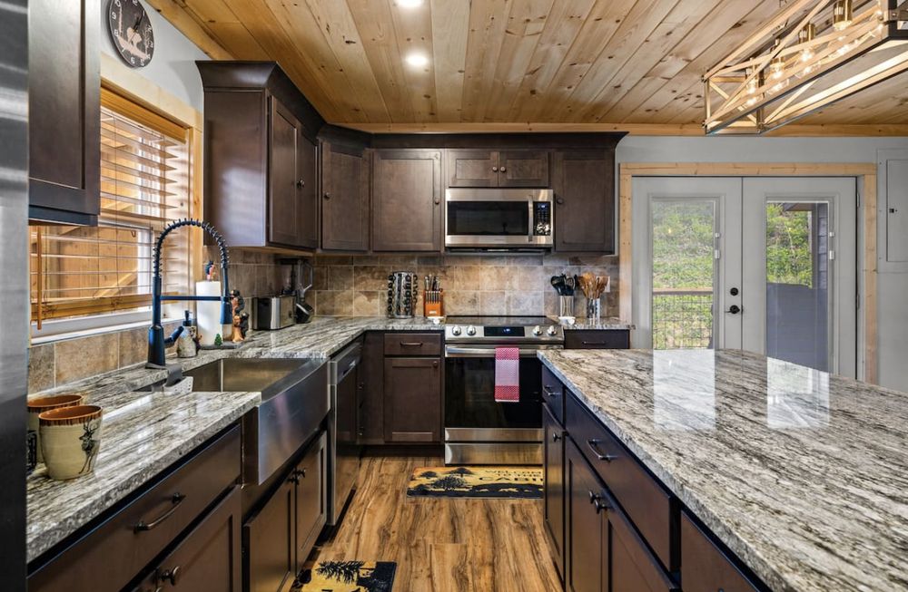 Slide of Canales Construction