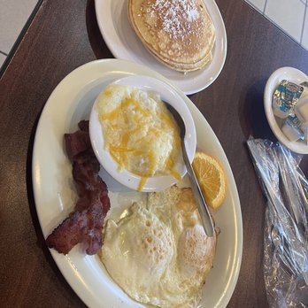 The Pancakery - Breakfast & Brunch Near Me - Destin, Florida The Pancakery - Breakfast & Brunch Near Me - Destin, Florida