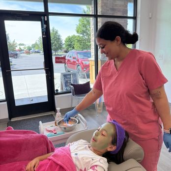 Bubbly Facial Bar - Meridian - Estheticians Near Me - Meridian, Idaho