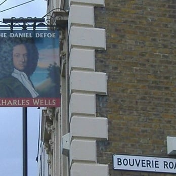 The Daniel Defoe - Photo. May 2006 - British Near Me - London, XGL The Daniel Defoe - Photo. May 2006 - British Near Me - London, XGL