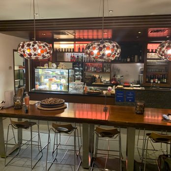 IL Tappo - Italian Near Me - Honolulu, Hawaii