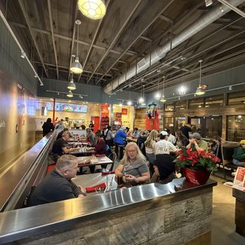 Sa Thai - Cozy and welcoming - Salad Near Me - Albuquerque, New Mexico