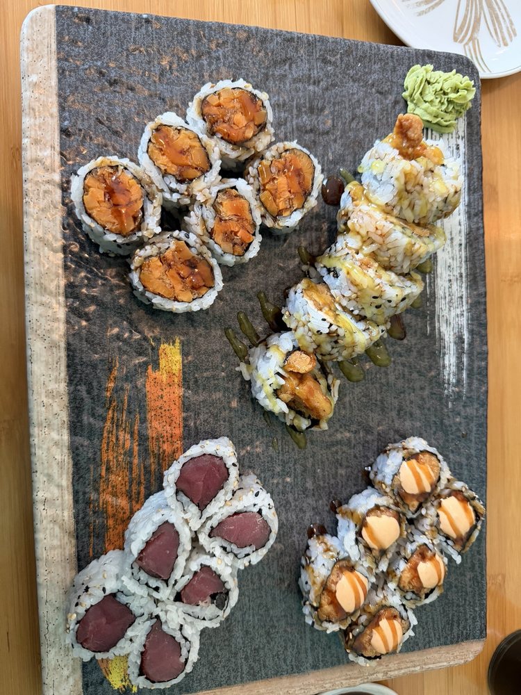 Spoon Sushi Express Logo