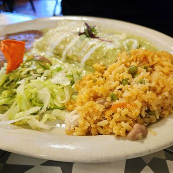 Soluna Cocina Mexicana - Chicken Verde - Mexican Near Me - San Antonio, Texas Soluna Cocina Mexicana - Chicken Verde - Mexican Near Me - San Antonio, Texas