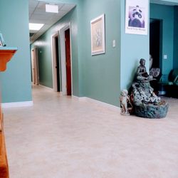 Sunee's Therapeutic Spa - View from the front of treatment rooms. Very clean.