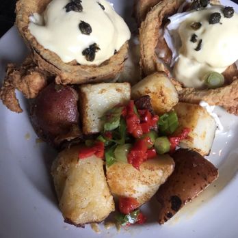 Drunch Eatery + Bar - Smothered Fried Chicken Benedict!! - Breakfast & Brunch Near Me - Columbus, Ohio