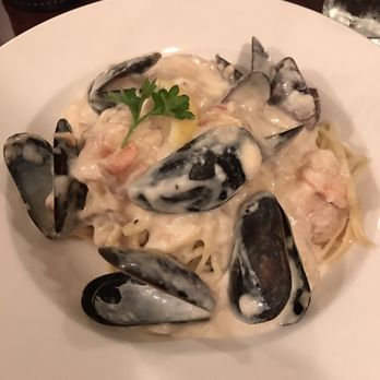 Ennio's Pasta House - Italian Near Me - Waterloo, Ontario