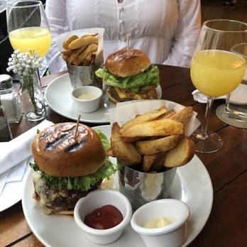 Broadstone Bar & Kitchen - Broadstone Burger (front), brunch burger (back) - New American Near Me - New York, New York Broadstone Bar & Kitchen - Broadstone Burger (front), brunch burger (back) - New American Near Me - New York, New York