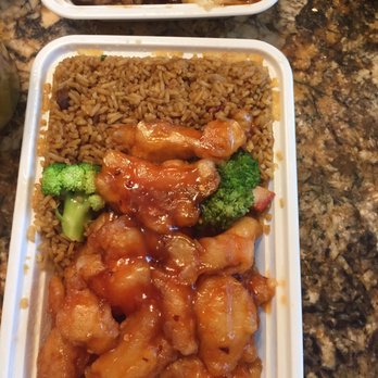 Golden House Chinese Restaurant - General Tso Chicken - Chinese Near Me - Durham, Connecticut Golden House Chinese Restaurant - General Tso Chicken - Chinese Near Me - Durham, Connecticut