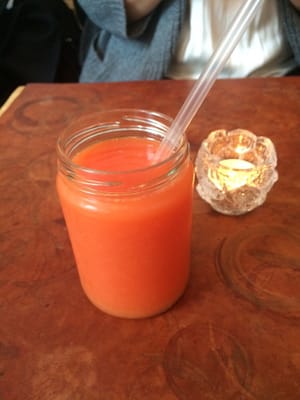 Café Pom & Flora Södermalm by null