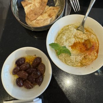 Kazan - Baba Ganoush, Bread & Olives - Turkish Near Me - London, XGL