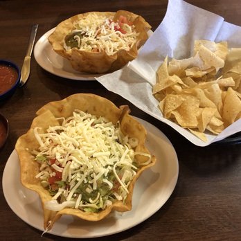El Caporal Mexican Restaurant - Mexican Near Me - Camdenton, Missouri El Caporal Mexican Restaurant - Mexican Near Me - Camdenton, Missouri