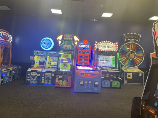 MEMPHIS INCREDIBLE PIZZA COMPANY - Updated August 2025 - 87 Photos