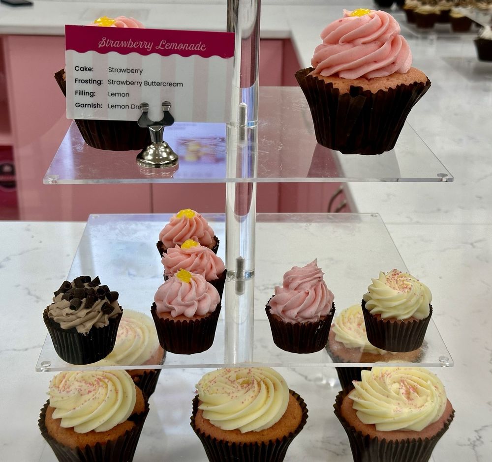 SMALLCAKES CUPCAKERY AND CREAMERY Updated September 2024 112 Photos