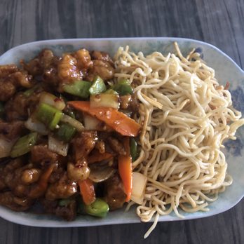 Liu's Village - Spicy General Chicken - Chinese Near Me - Madera, California