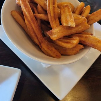 Hemingway's Tavern - Fries - New American Near Me - Melbourne, Florida