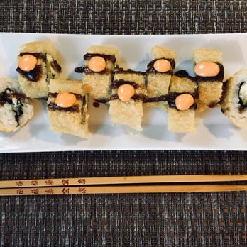 RedSand Kitchen - RedSand Special Sushi roll - Chicken Wings Near Me - El Paso, Texas RedSand Kitchen - RedSand Special Sushi roll - Chicken Wings Near Me - El Paso, Texas