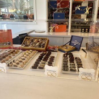 Cafe Sheera - Desserts - Cafes Near Me - Beverly Hills, California