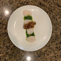 LK Culinary - Scallops with bacon jam and yuzu reduction, arugula purée
