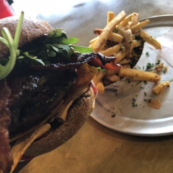 Burger Me - Burgers Near Me - Truckee, California