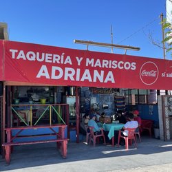 Adriana - Store front