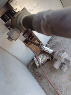 Brewer Heating & Cooling Logo