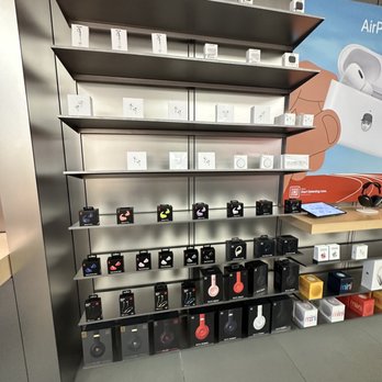 Apple Friendly Center - Mobile Phones Near Me - Greensboro, North Carolina Apple Friendly Center - Mobile Phones Near Me - Greensboro, North Carolina