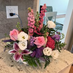 Garden style arrangement Garden style arrangement